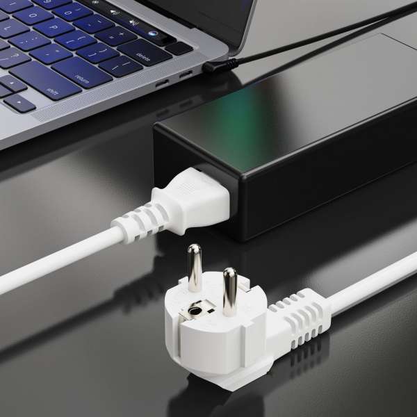 Netzkabel - Schutzkontakt Stecker 90° auf IEC Buchse (C13) gerade - 2.00m - weiß